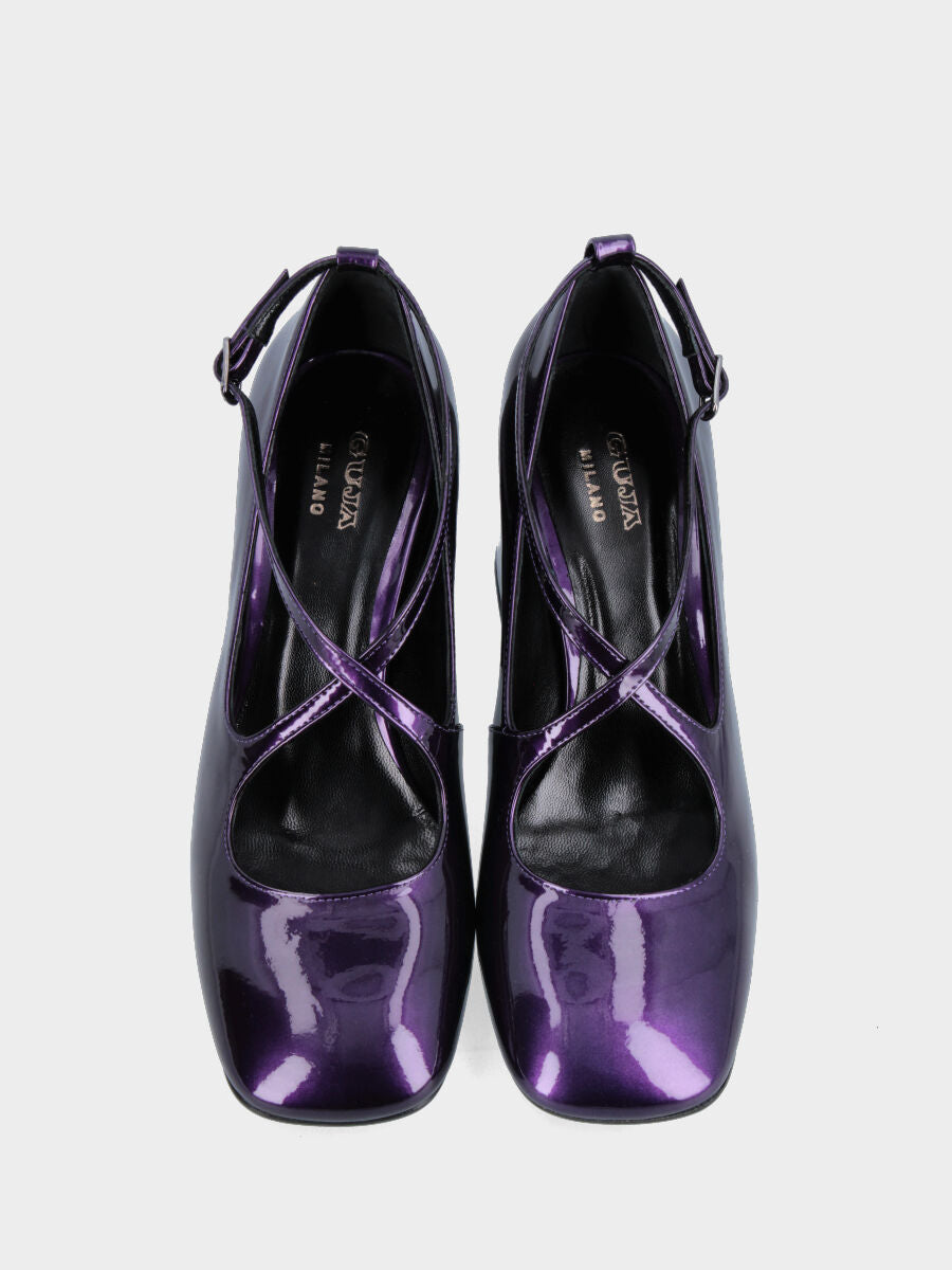 Purple patent open pumps with crossed straps