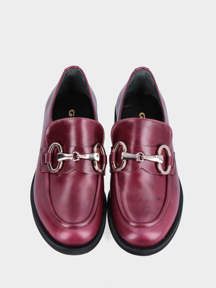 Sandalo monoblocco in vitello rosso con fascia ripiegata