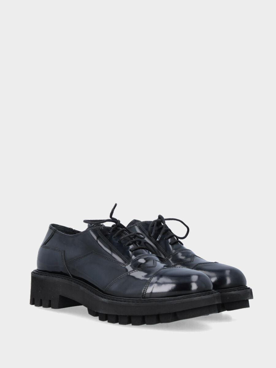 Blaue Schnürschuhe aus Leder mit doppelten, abgesteppten Zehenkappen