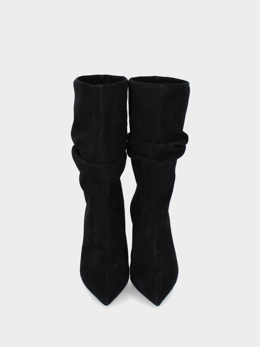 Stivale nero in pelle con gambale goffrato