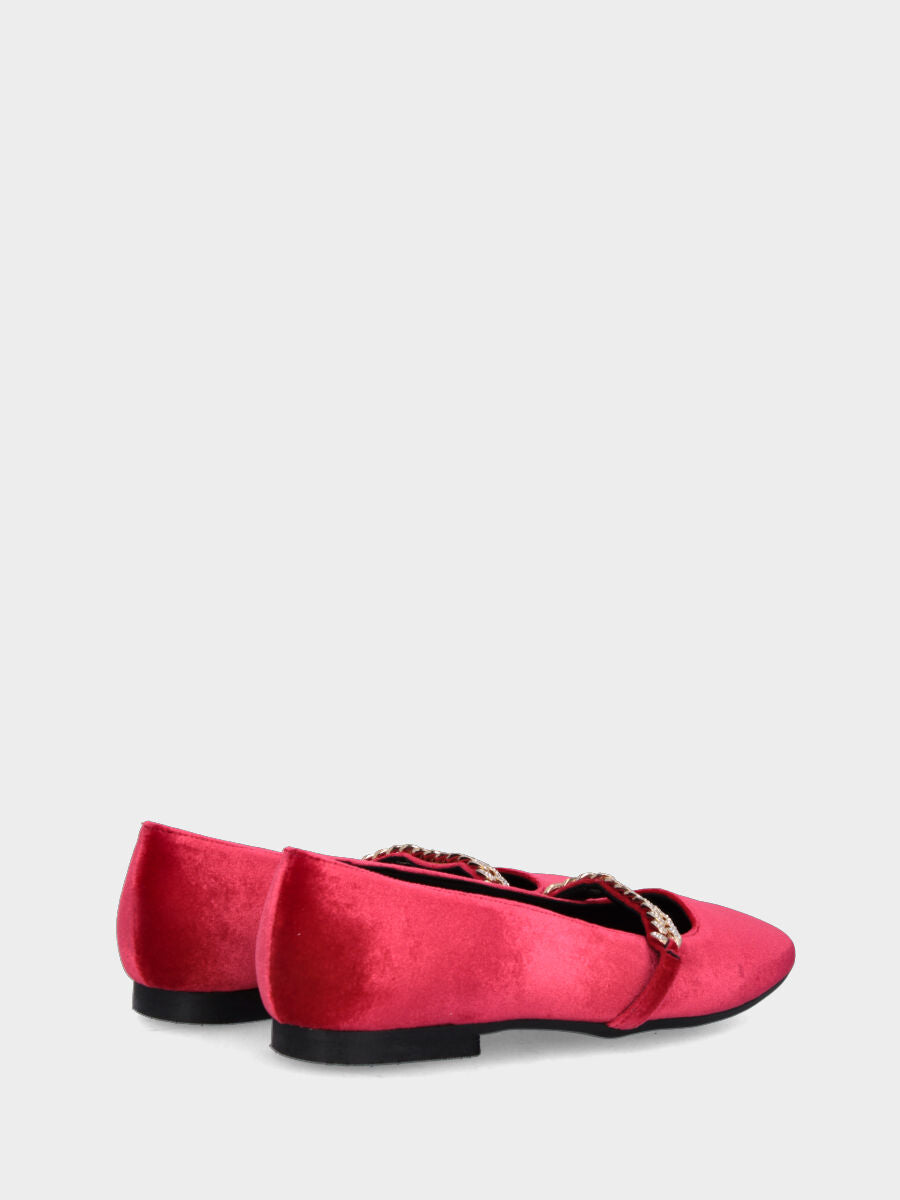 Rote Ballerina aus Samt mit Kettchen