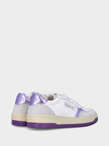 Sneaker in vitello laminato e camoscio lilla con fondo zeppa