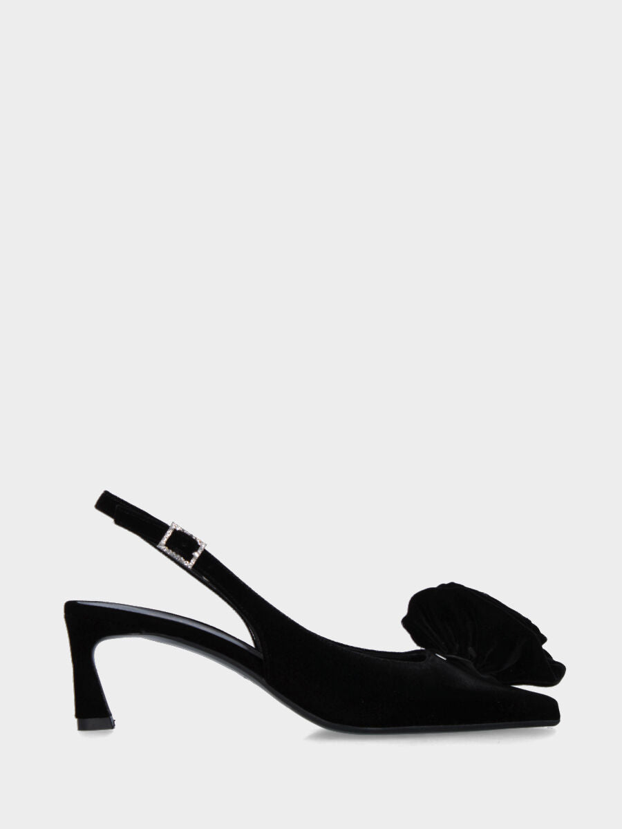 Slingback in velluto nero con fiore decorativo e tacco a coda