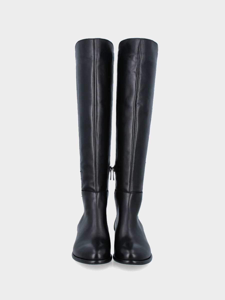 Stivale in nappa nera con gambale sopra al ginocchio Guja Calzature