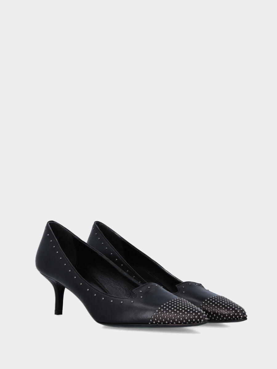Pantofolina in nappa nera con tacco a calice sottile e piccole borchie