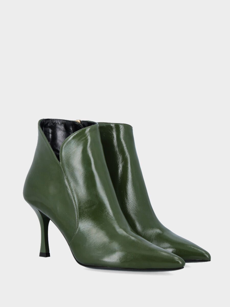 Bottine en vernis vert avec fermeture éclair latérale et talon creux