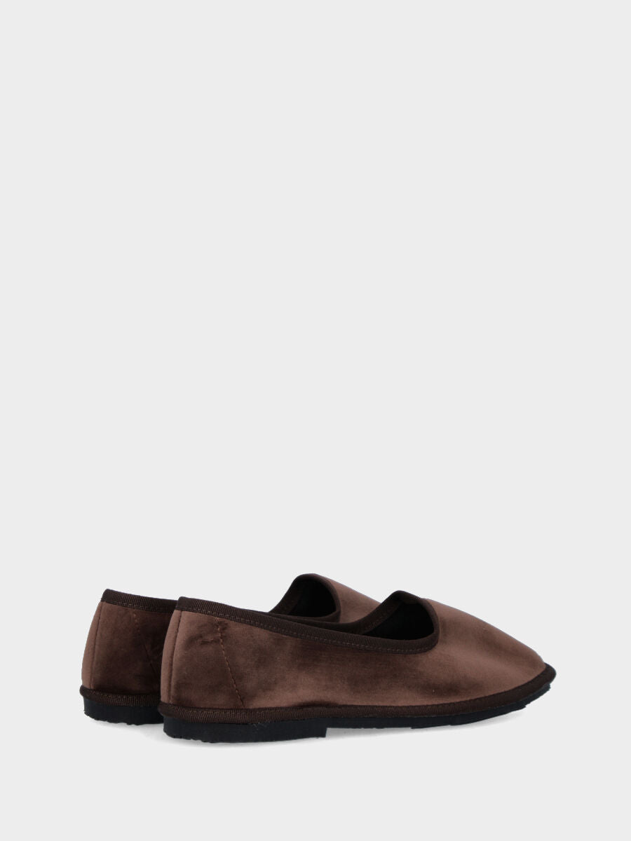 Brown velvet Friulana with embroidered edges and 5 mm heel