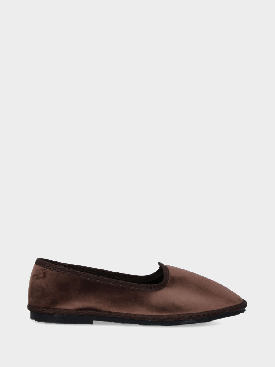 Brown velvet Friulana with embroidered edges and 5 mm heel