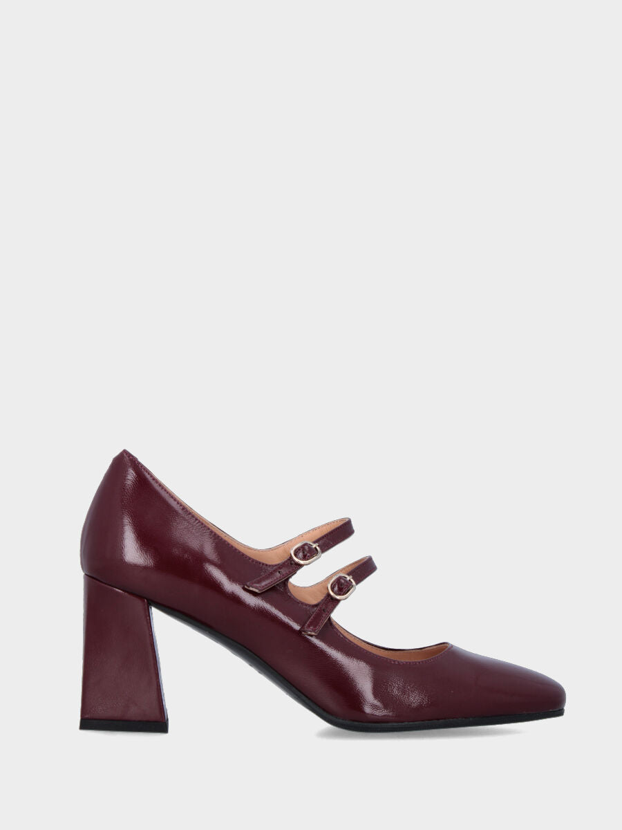 Sandalo monoblocco in vitello rosso con fascia ripiegata