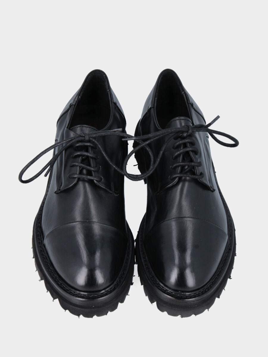 Derby in black calfskin with 30 mm heel and tank platform