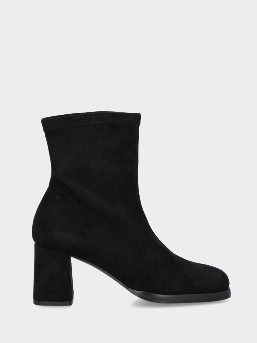 Stivaletto in alcantara elasticizzato nero con tacco applicato