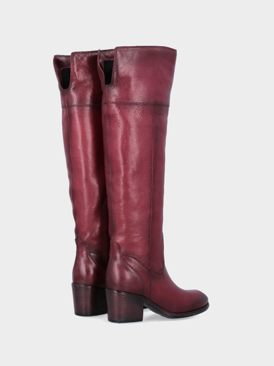Stivale in vitello bordeaux con risvolto sopra il ginocchio