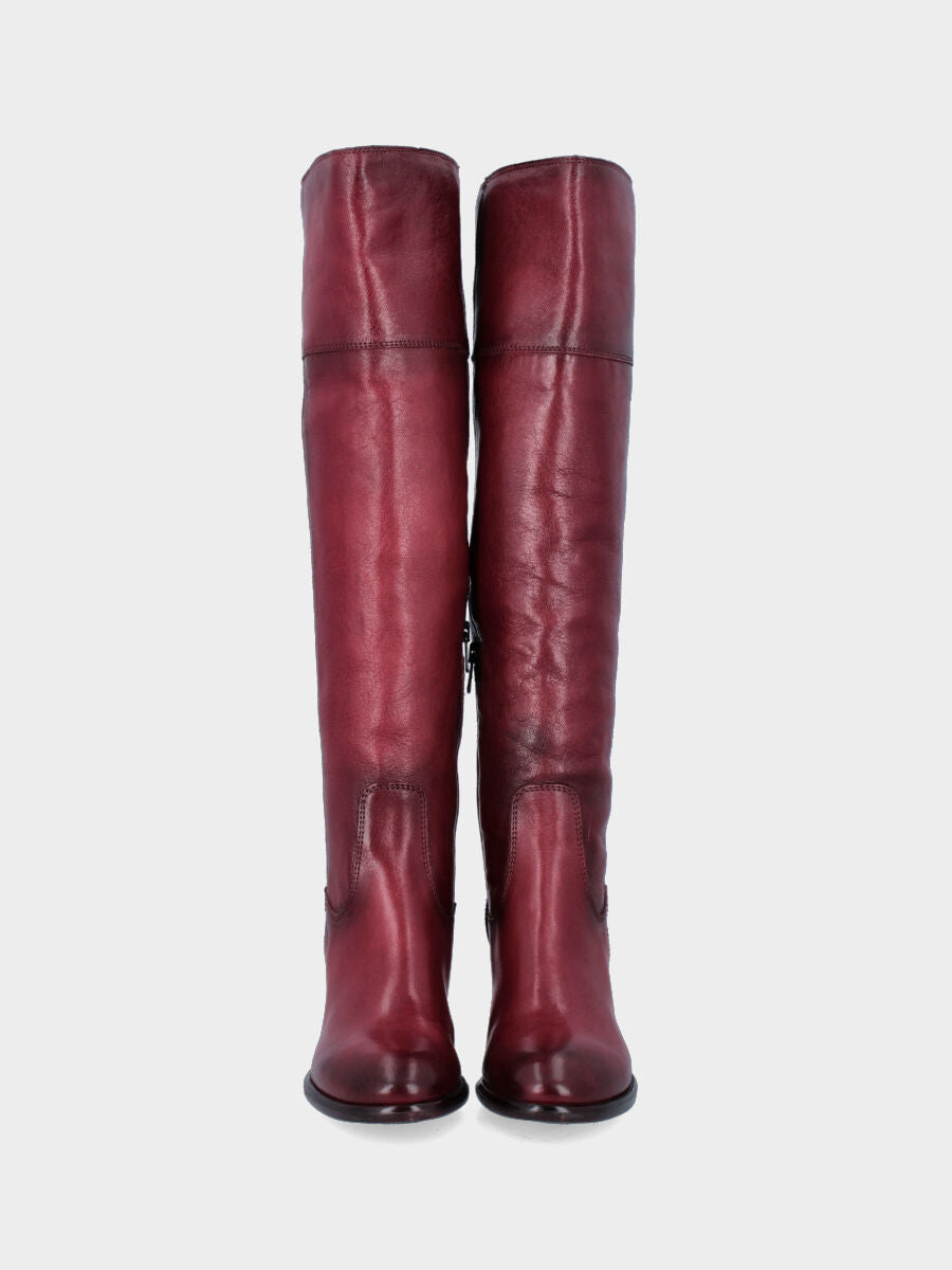 Stivale in vitello bordeaux con risvolto sopra il ginocchio