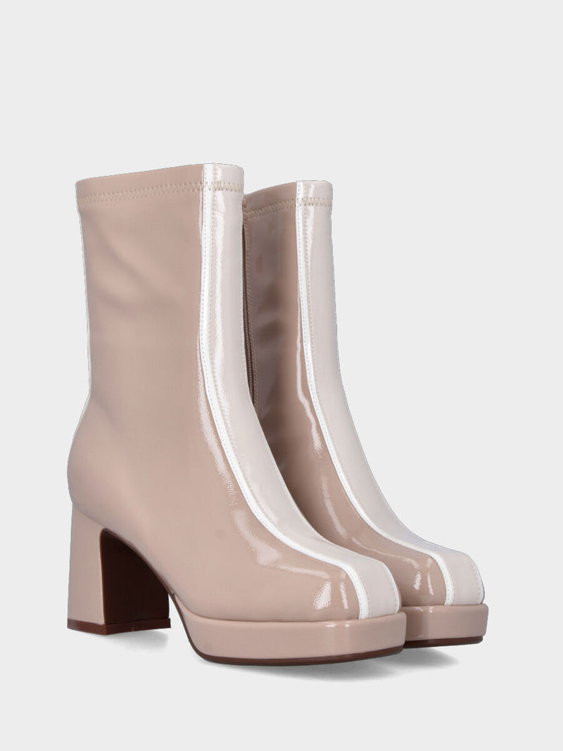 Stivaletto in ecopelle nude lucido con fascia bicolore e plateau