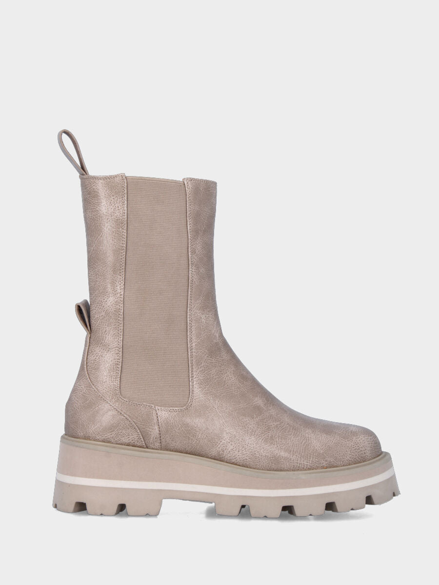 Beatles on beige eco-leather monobloc with wedge and platform