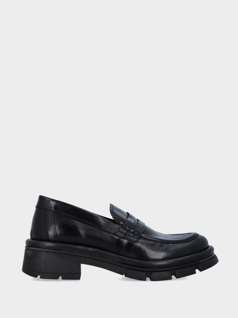 Mocassino in vitello nero su monoblocco con tacco 30 mm