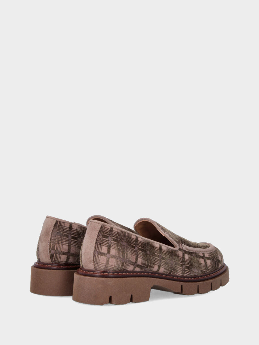 Mocassino in tessuto bouclé beige con bordo in camoscio