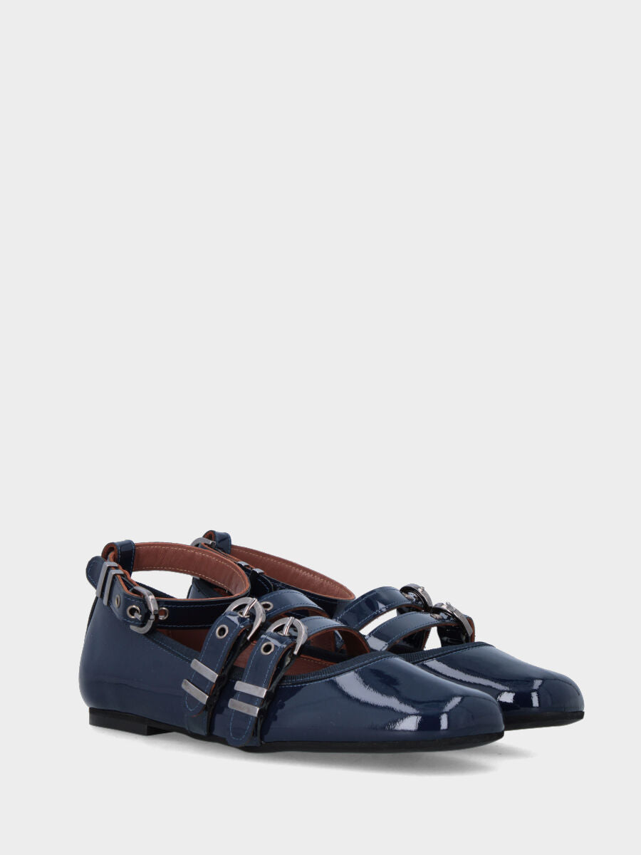 Sandalo monoblocco in vitello rosso con fascia ripiegata