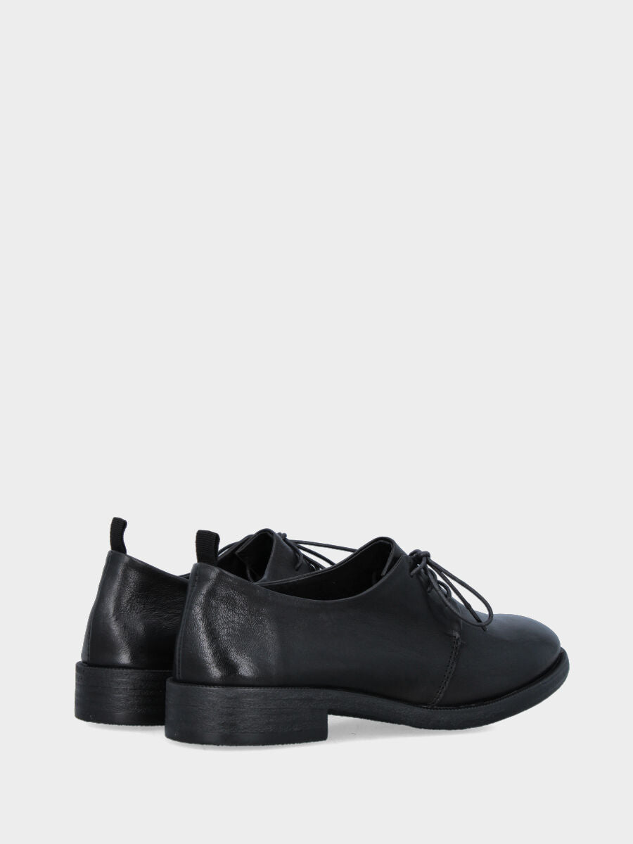 Derby in aged black calfskin with 20 mm heel