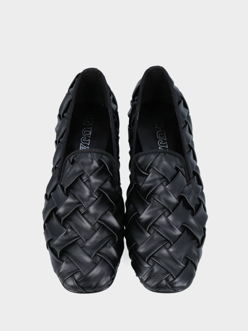 Pantofolina in nappa nera con fascette intrecciate