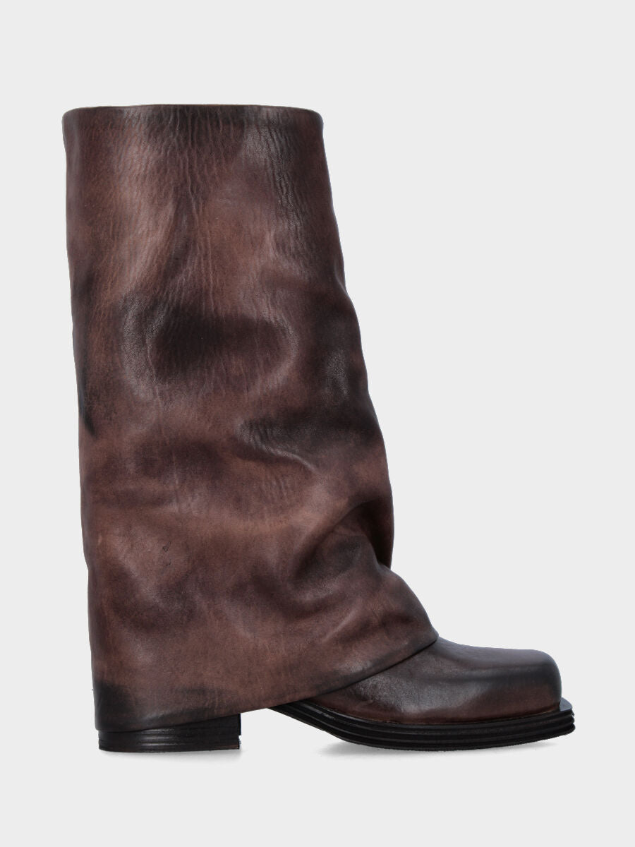 Cowboystiefel aus dunkelbraunem Kalbsleder mit umgeschlagener Gamasche