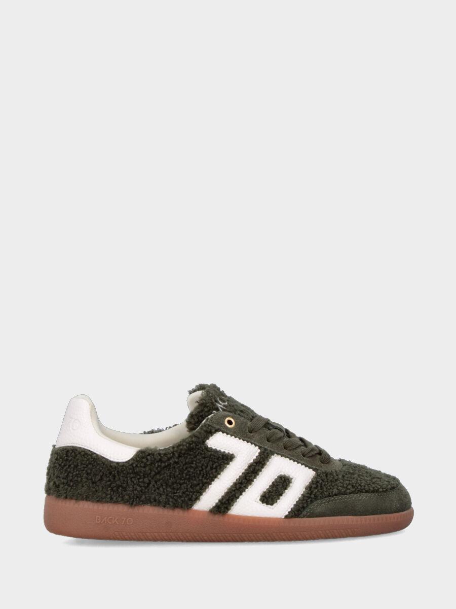 Sneaker in tessuto bouclé verde con suola in gomma