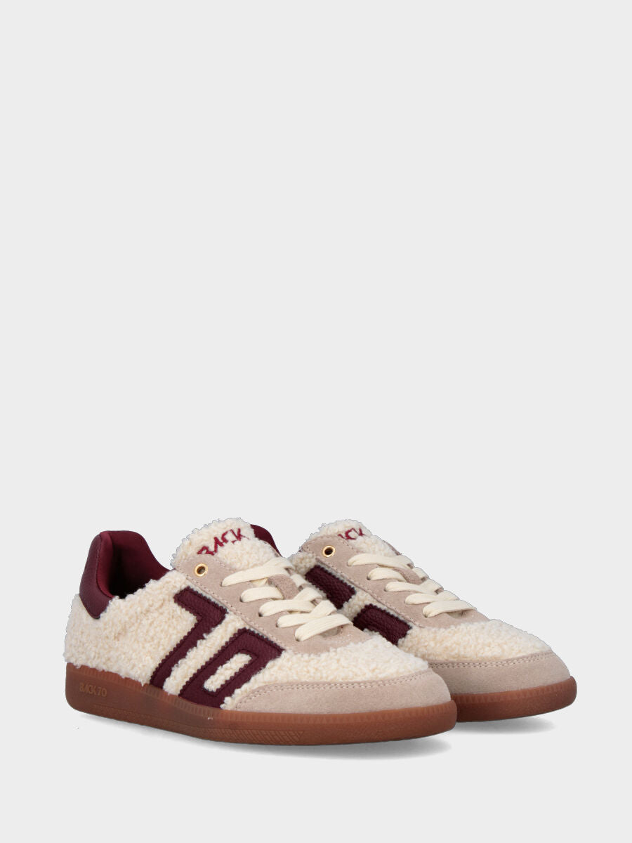 Sneaker in tessuto bouclé beige con suola in gomma