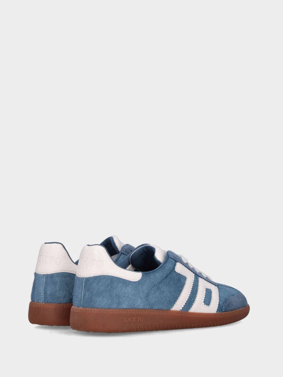 Sneaker in cavallino celeste con fondo in gomma 20mm