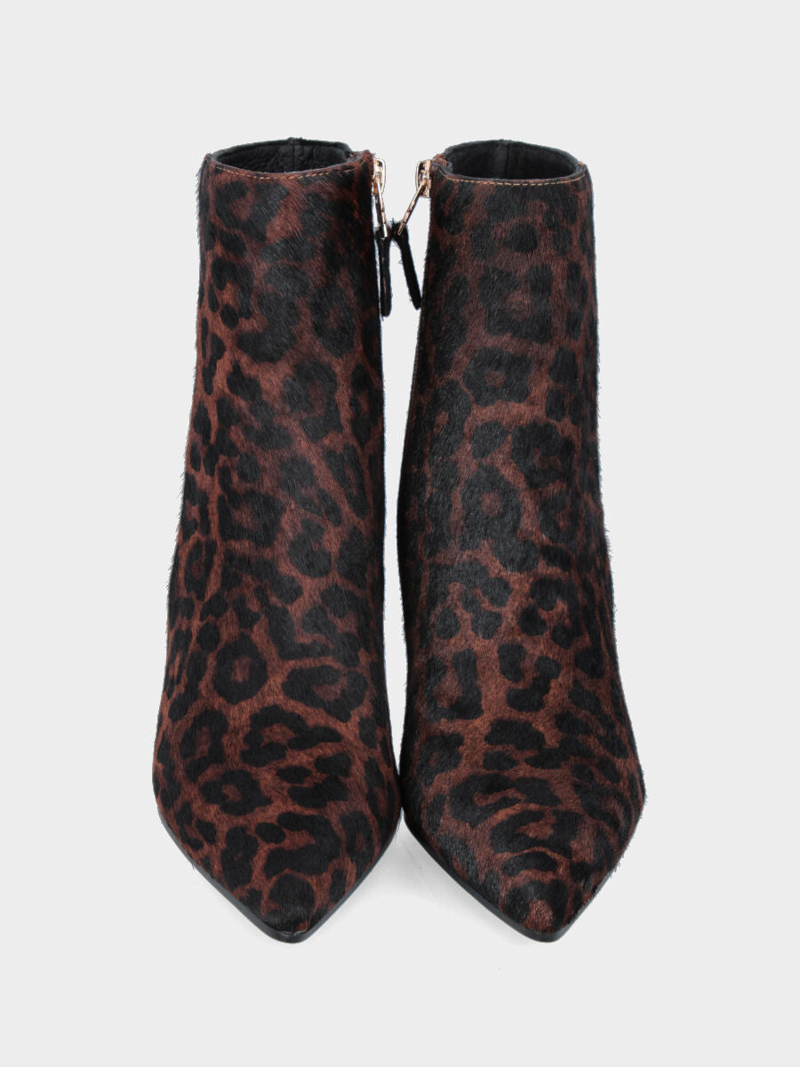 Bottine en cuir façon poulain léopard marron avec talon en forme de calice