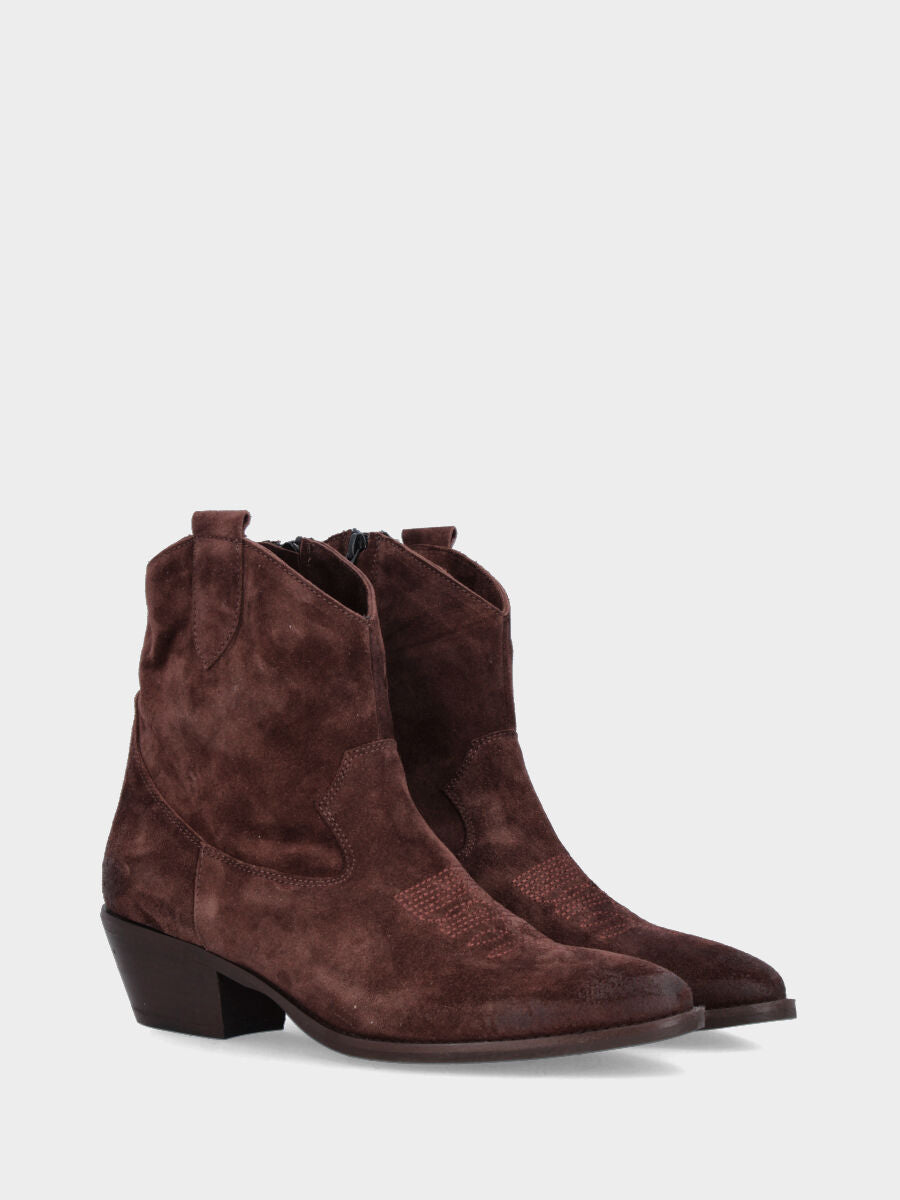 Camperos tronchetto in velour testa di moro con ricamo sul collo