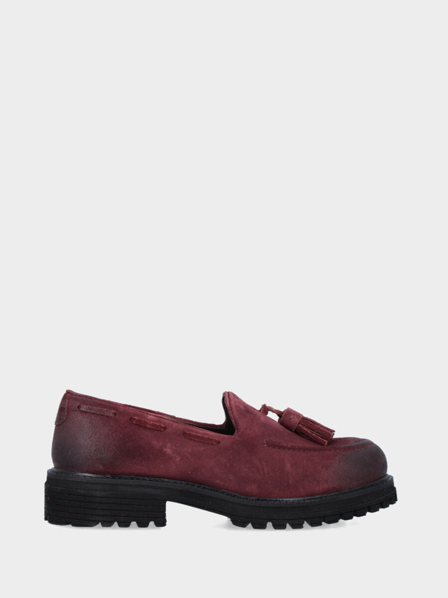 Mocassino in velour bordeaux con nappine e guardolo rotellato