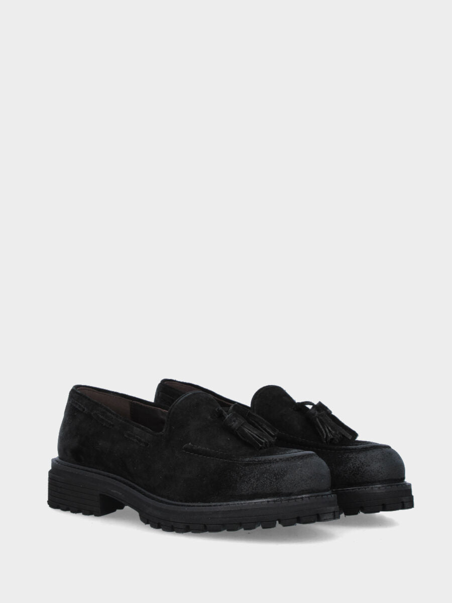 Mocassino in velour nero con nappine e guardolo rotellato