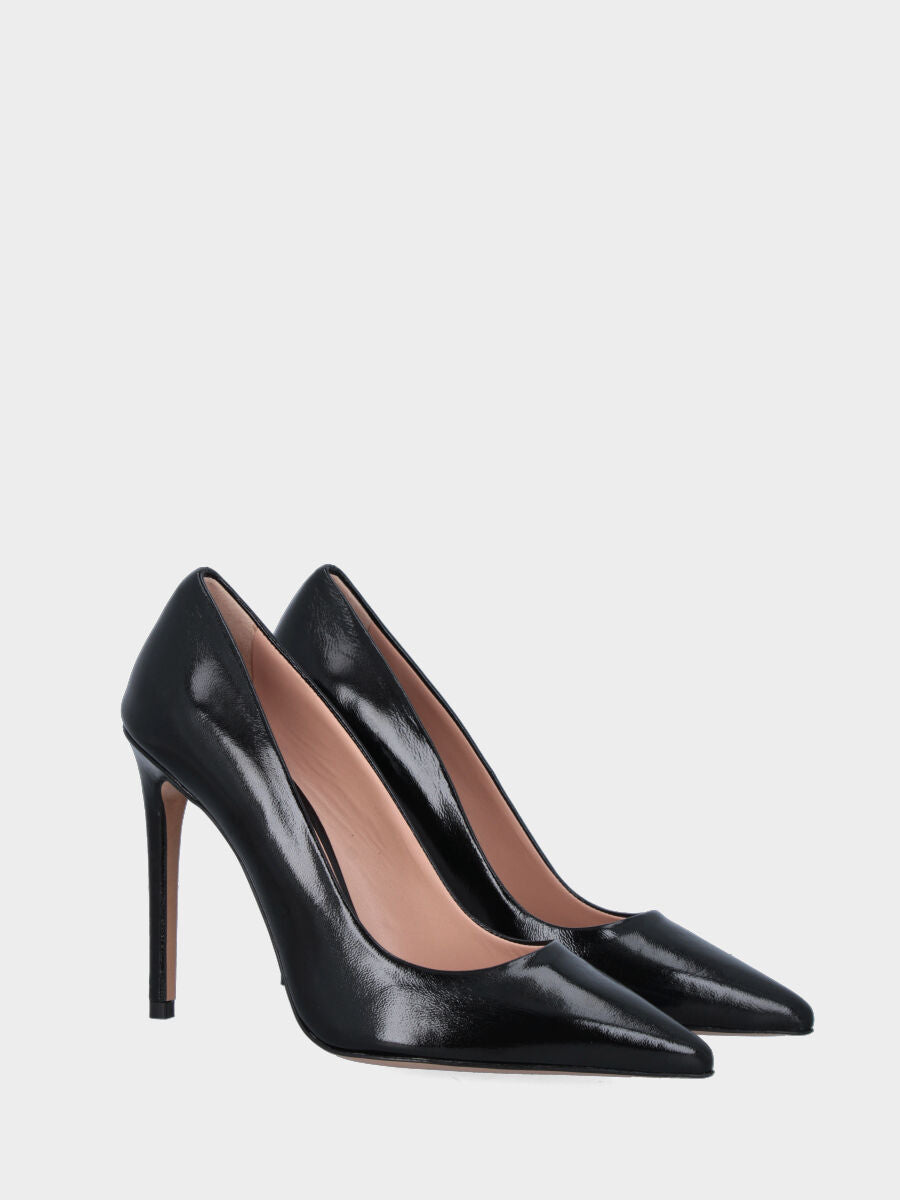 Pumps aus glänzender Samt in Schwarz mit Stiletto-Absatz und spitz zulaufender Spitze
