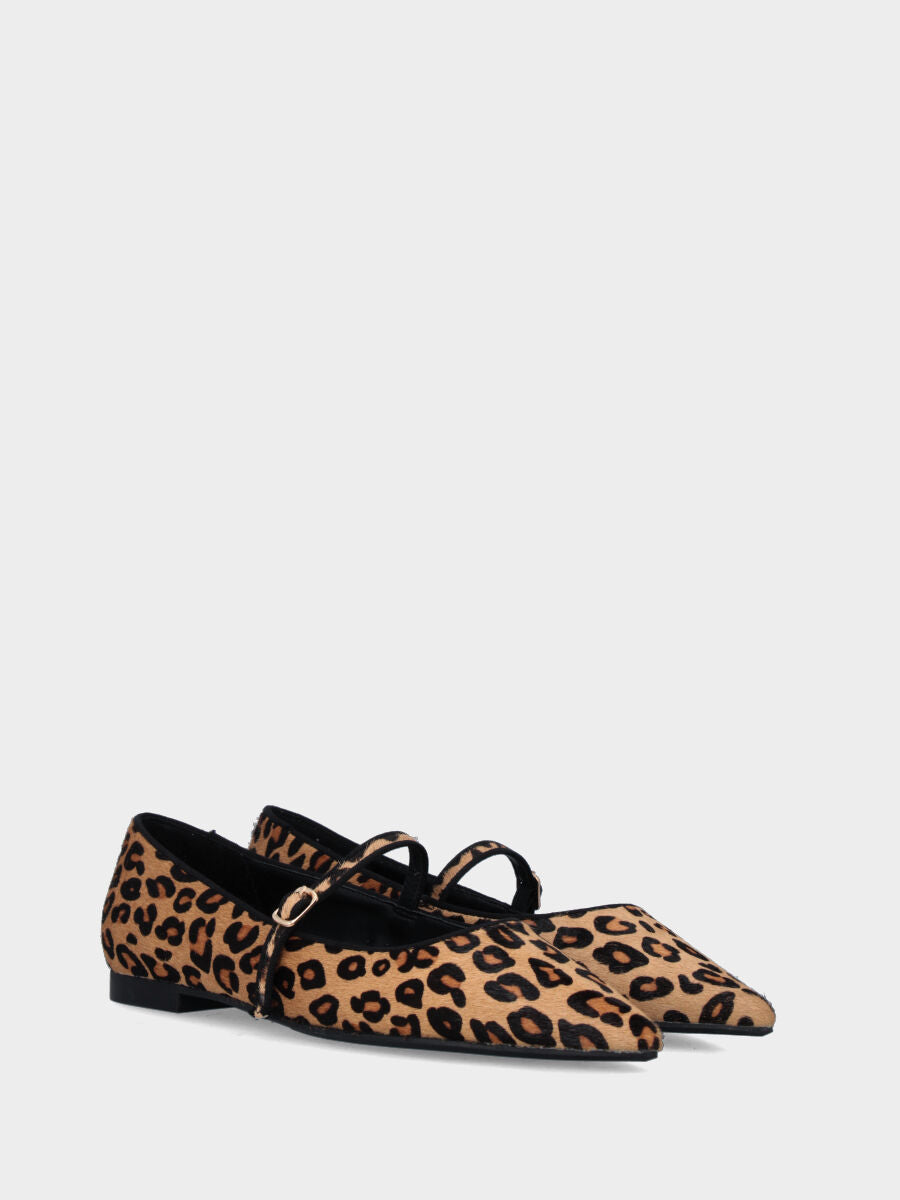 Ballerina Mary Jane in cavallino leopardato con cinturino e punta sfilata