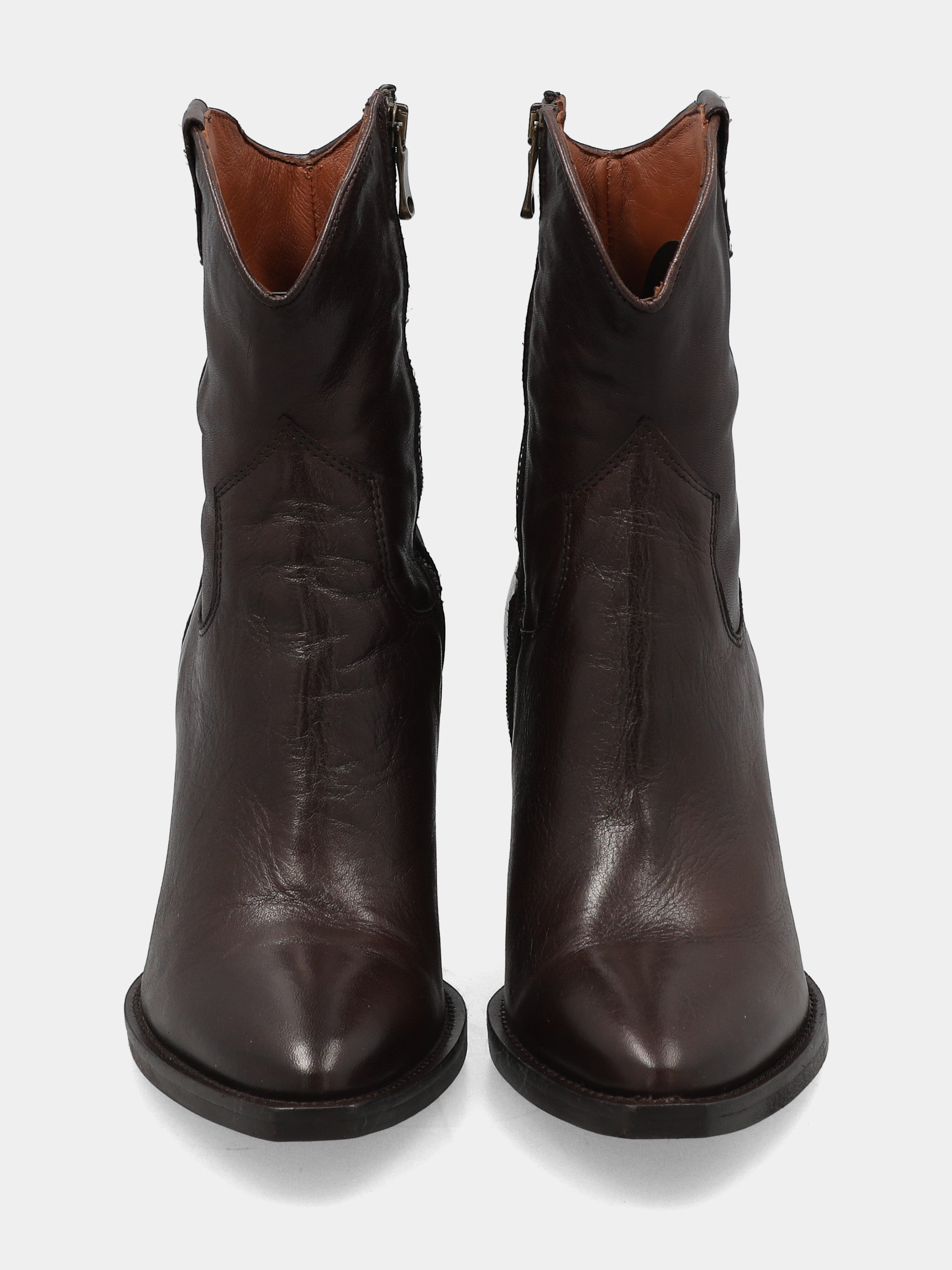 Sandalo monoblocco in vitello rosso con fascia ripiegata