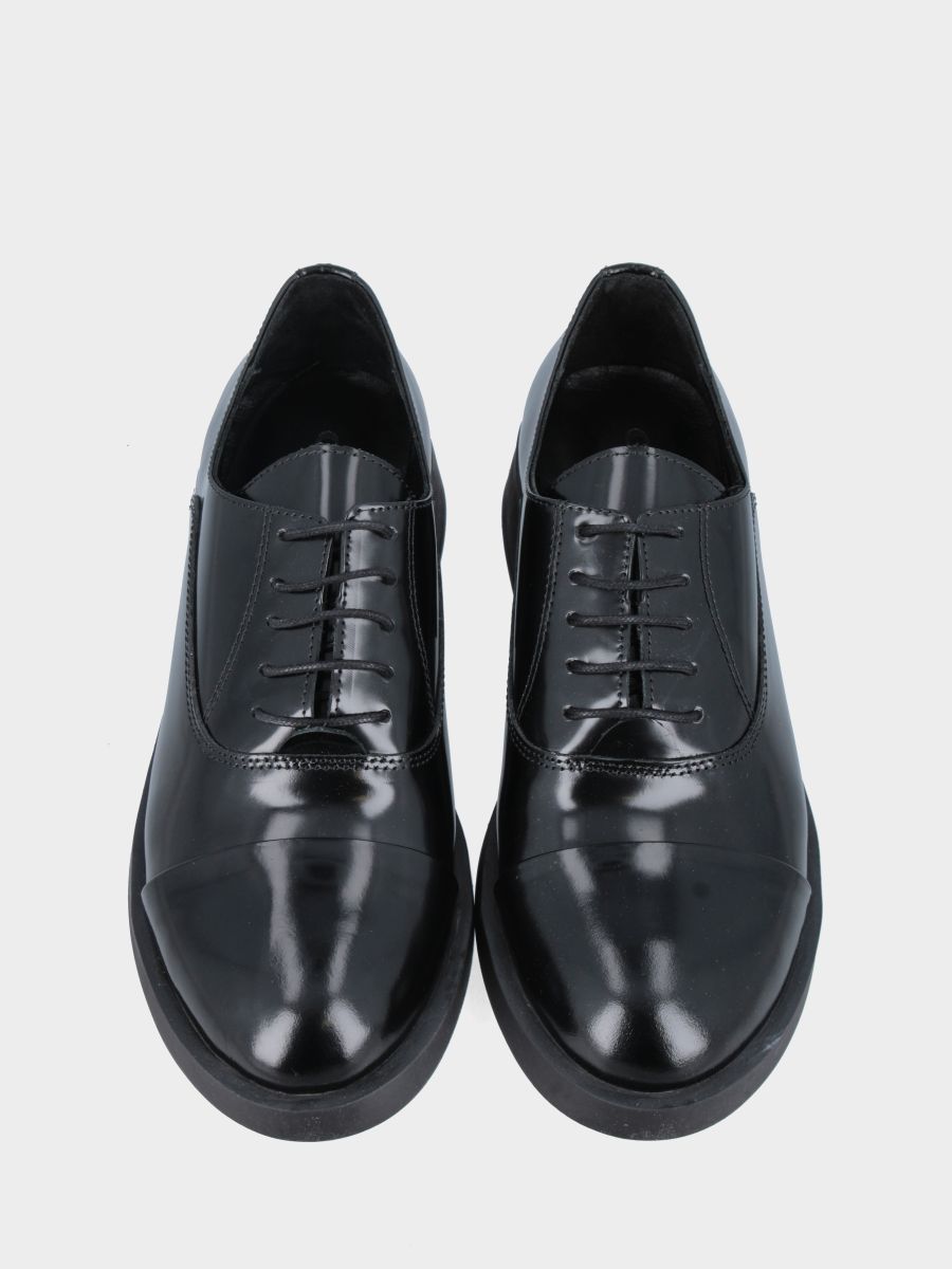 Francesina in vitello abrasivato nero con mezza punta