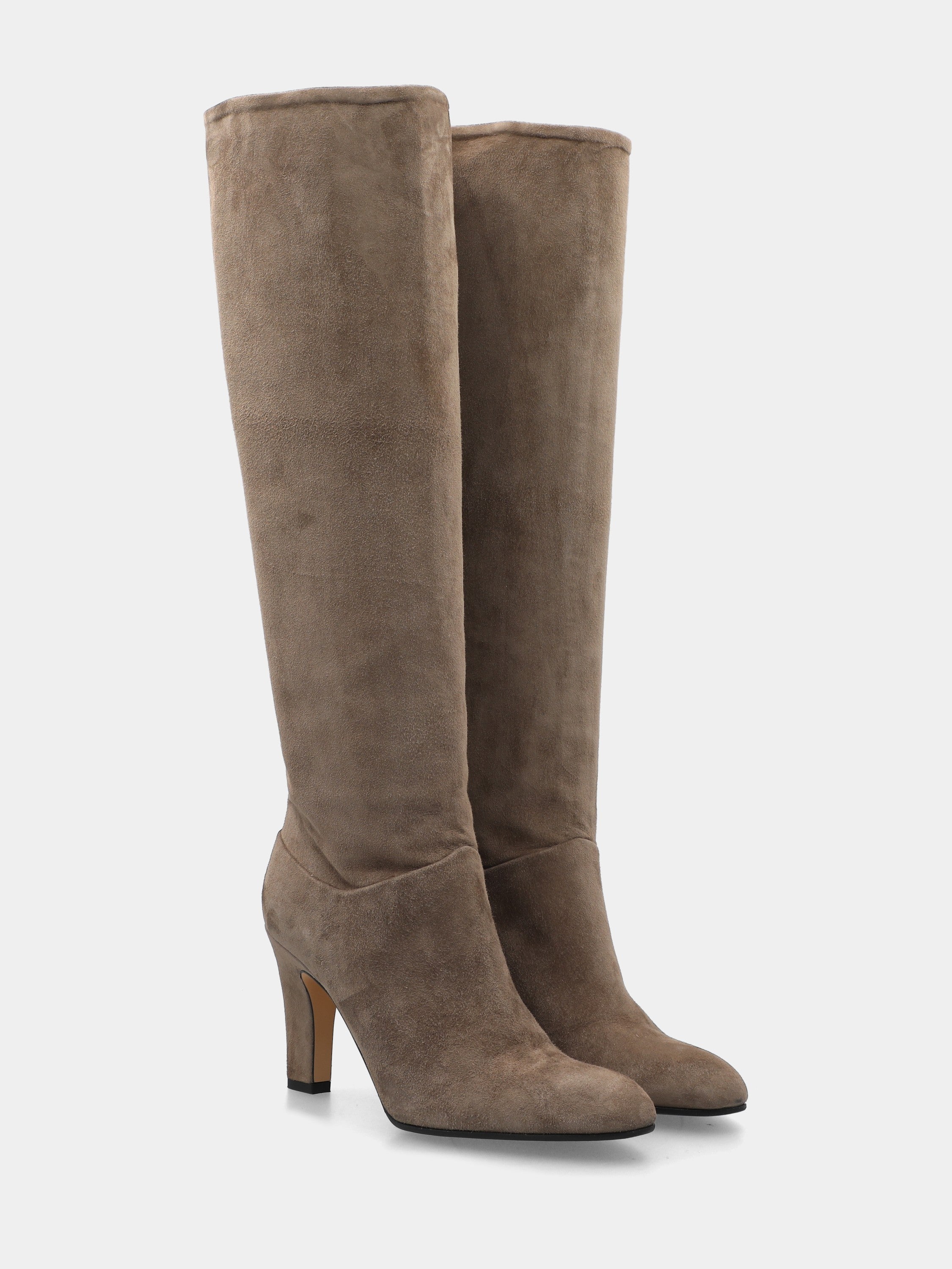 Sandalo monoblocco in vitello rosso con fascia ripiegata