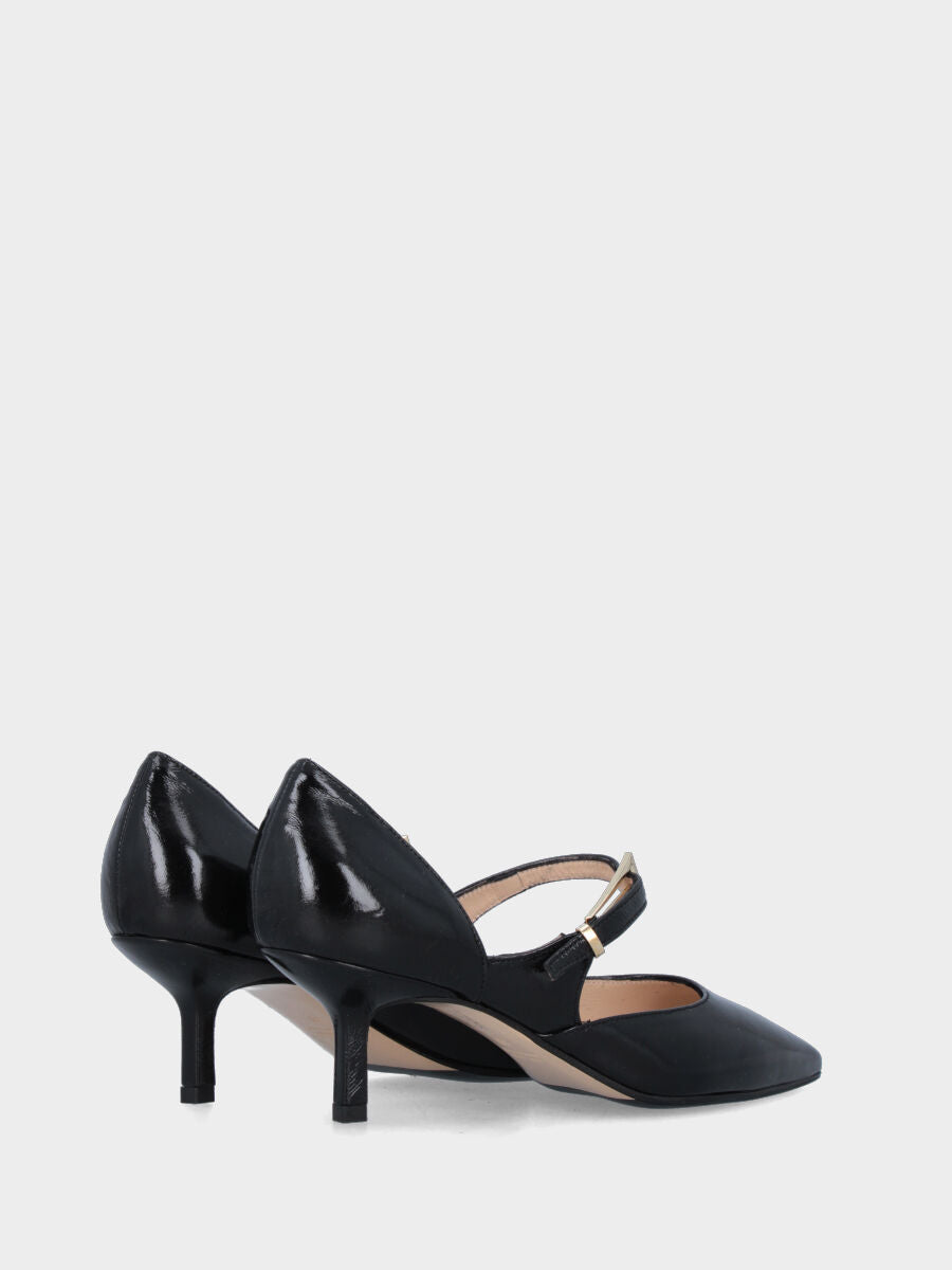 Mary Jane in verlux nero con scollo sagomato