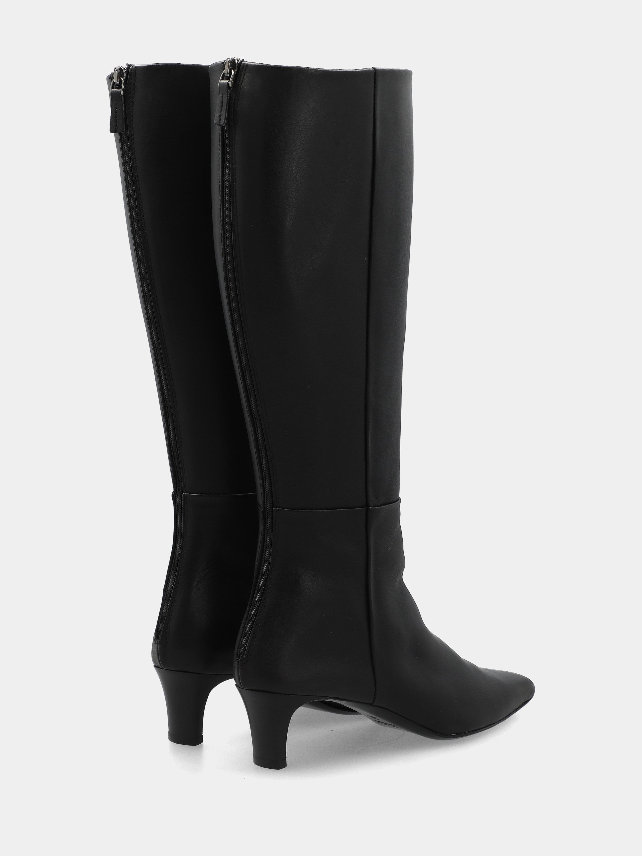 Stivale in vitello nero con tacco 50mm e punta quadratina lunga