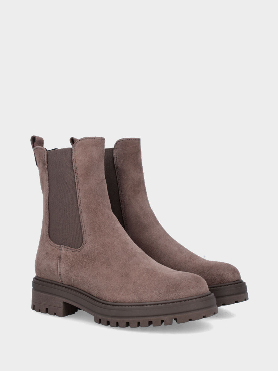 Beatles in camoscio beige con suola carrarmato