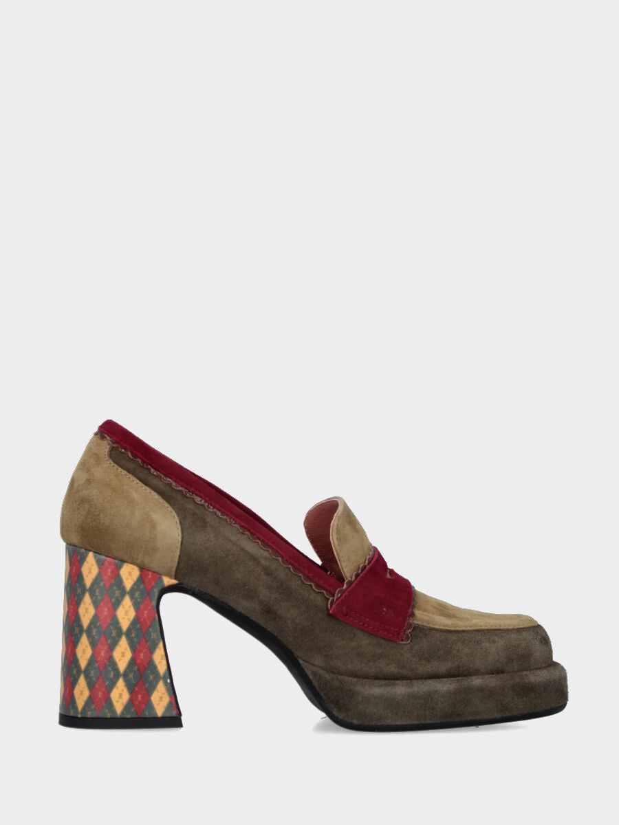 Mocassino in camoscio multicolor con tacco fantasia e plateau