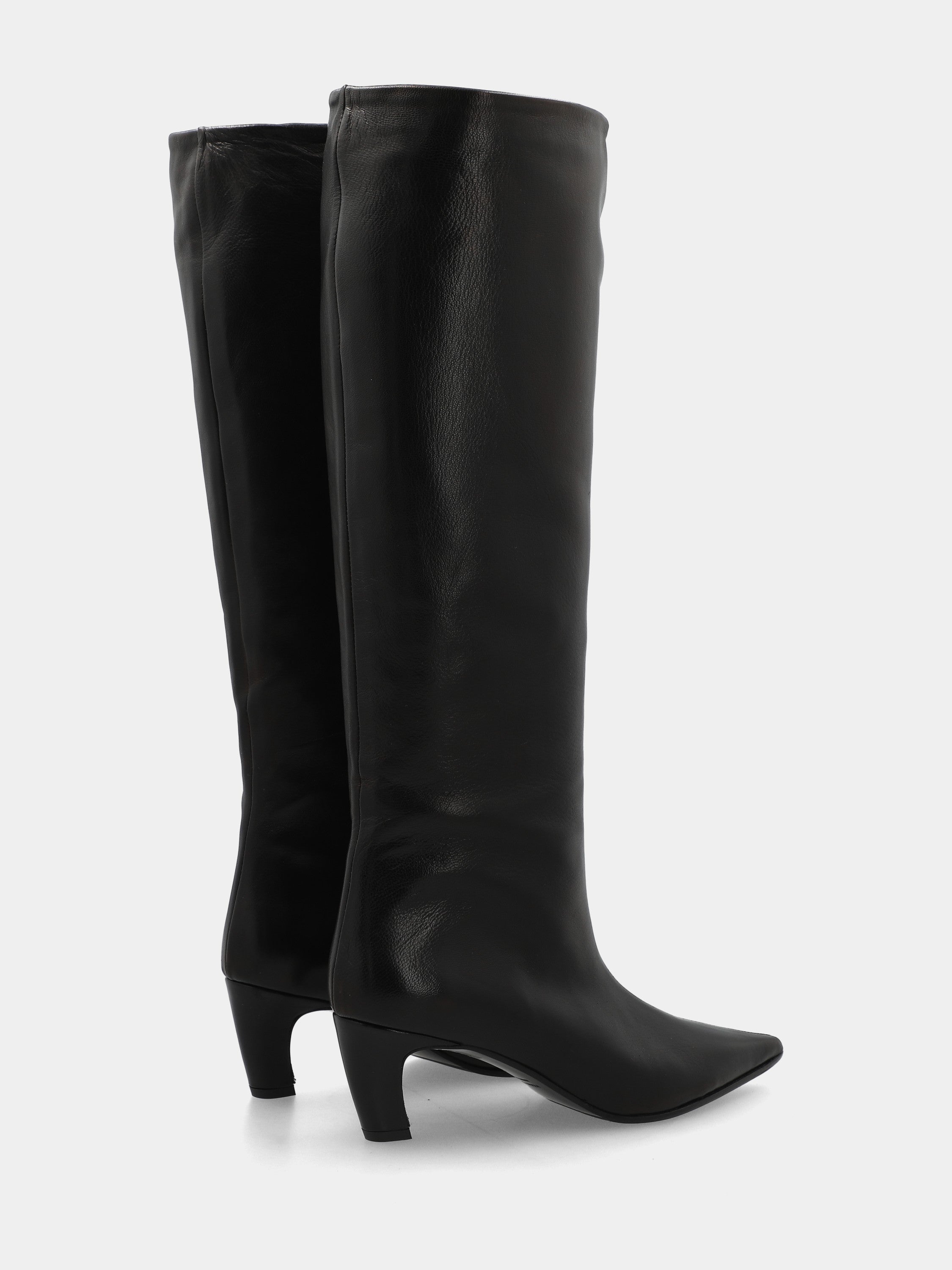 Sandalo monoblocco in vitello rosso con fascia ripiegata