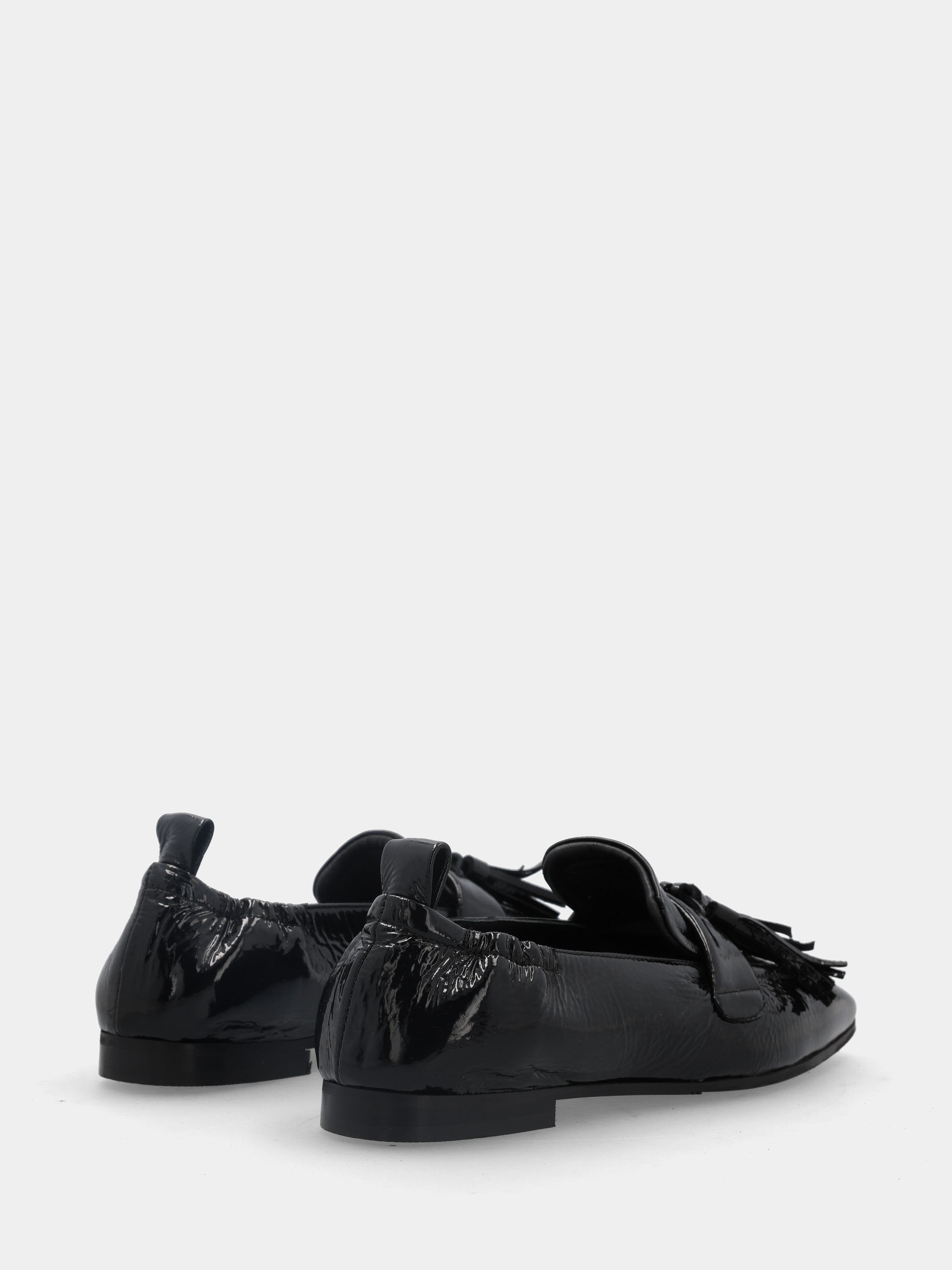 Sandalo monoblocco in vitello rosso con fascia ripiegata