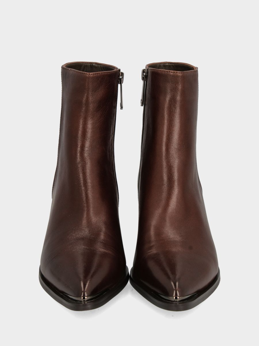 Bottine en veau marron foncé avec embout métallique et talon monobloc