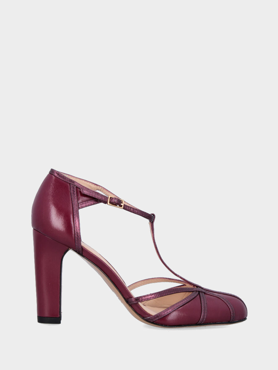 Sandalo monoblocco in vitello rosso con fascia ripiegata