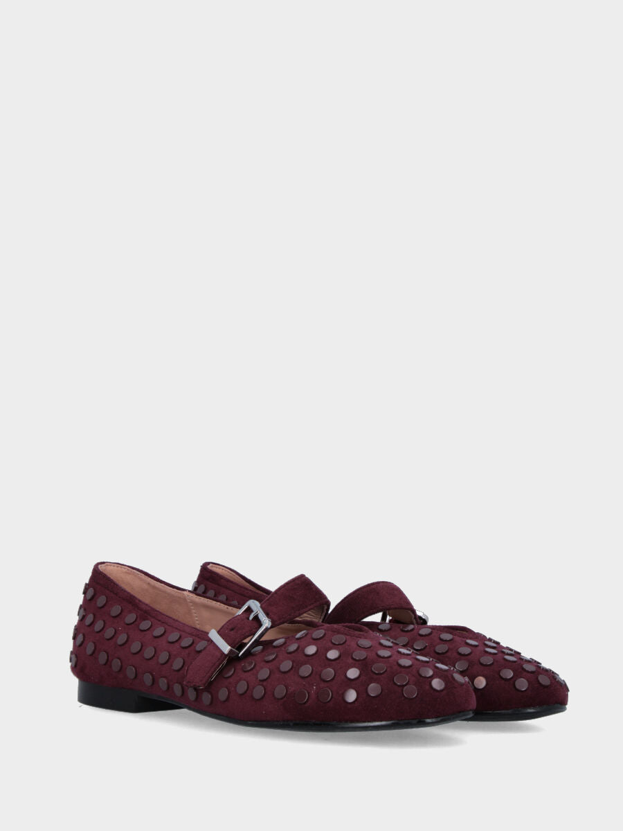 Ballerina Mary Jane in tessuto bordeaux con borchie e scollo a Ypsilon