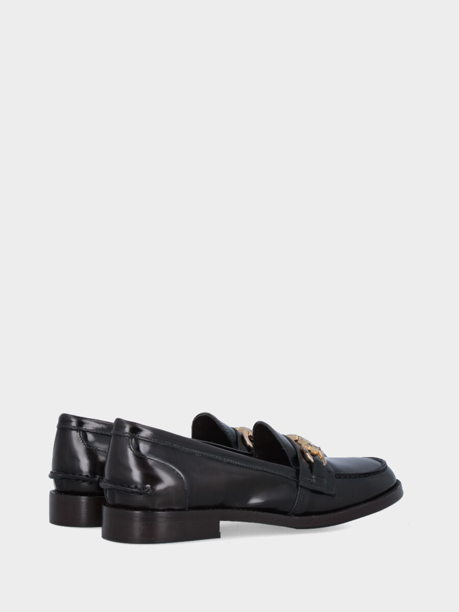 Mocassino in vitello abrasivato testa di moro con morsetto metallico