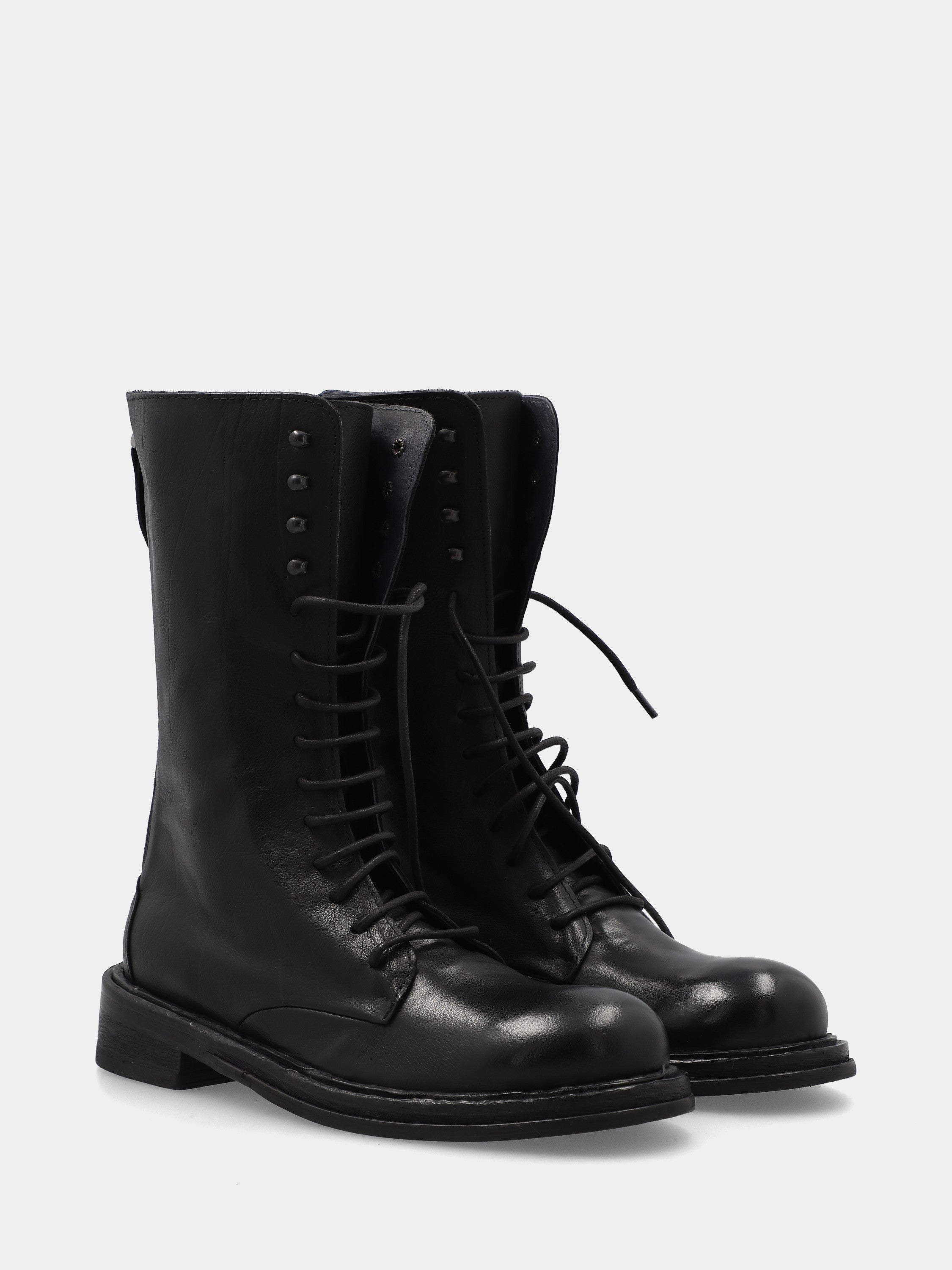 Anfibio in vitello nero con cerniera posteriore e tacco 30mm