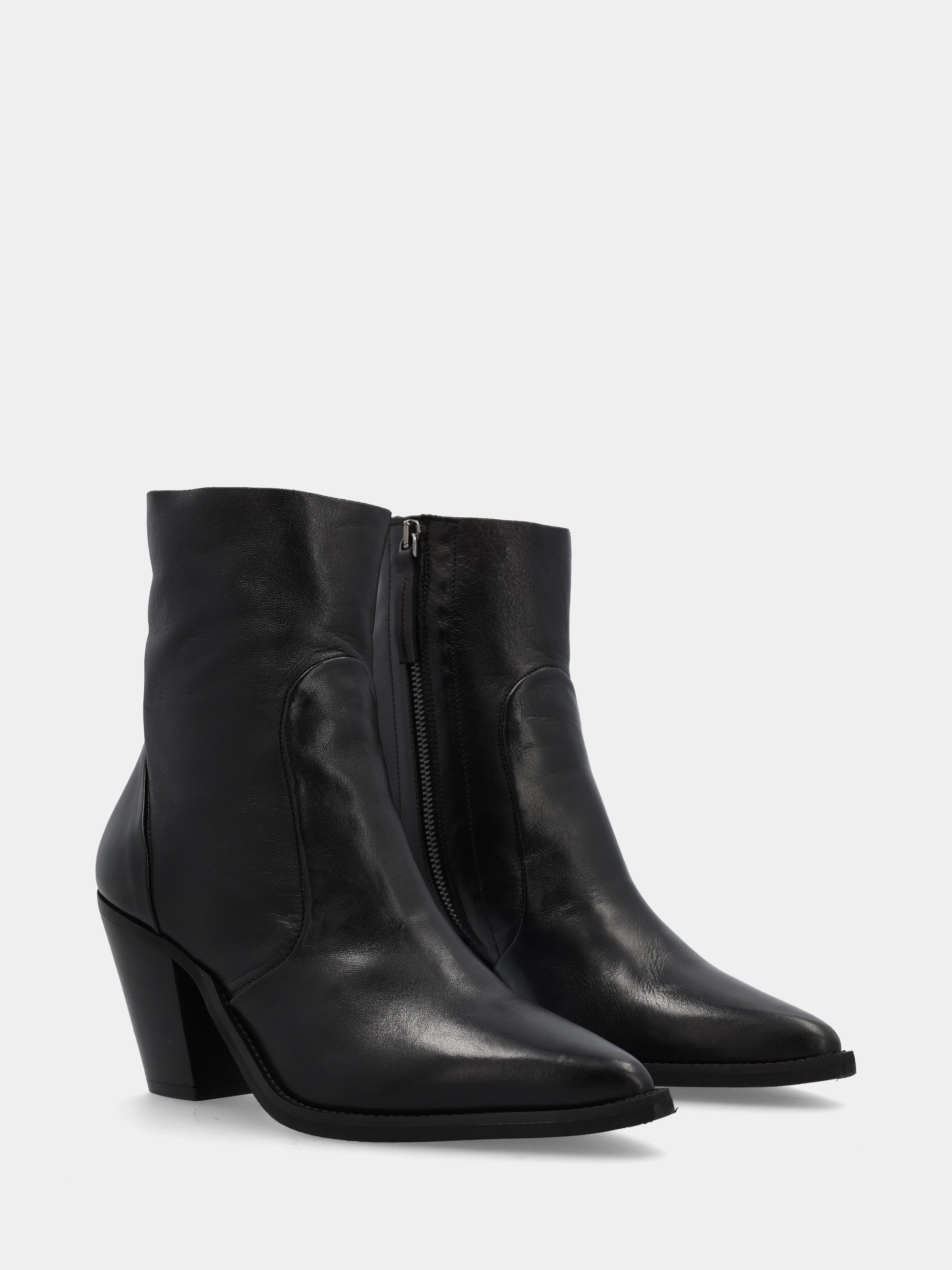 Bottes western en veau noir avec talon monobloc