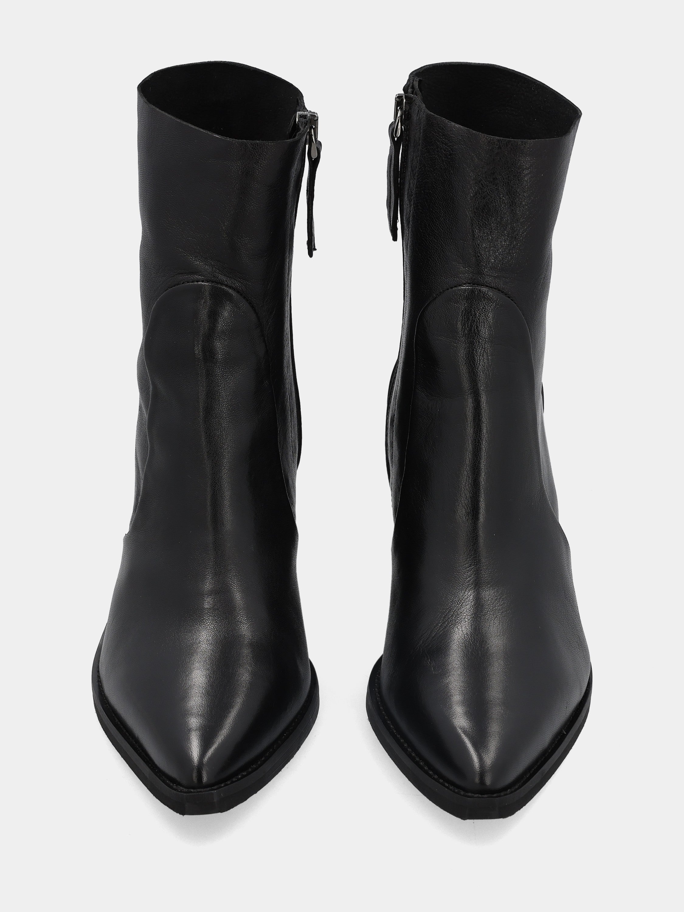 Camperos in vitello nero con tacco monoblocco